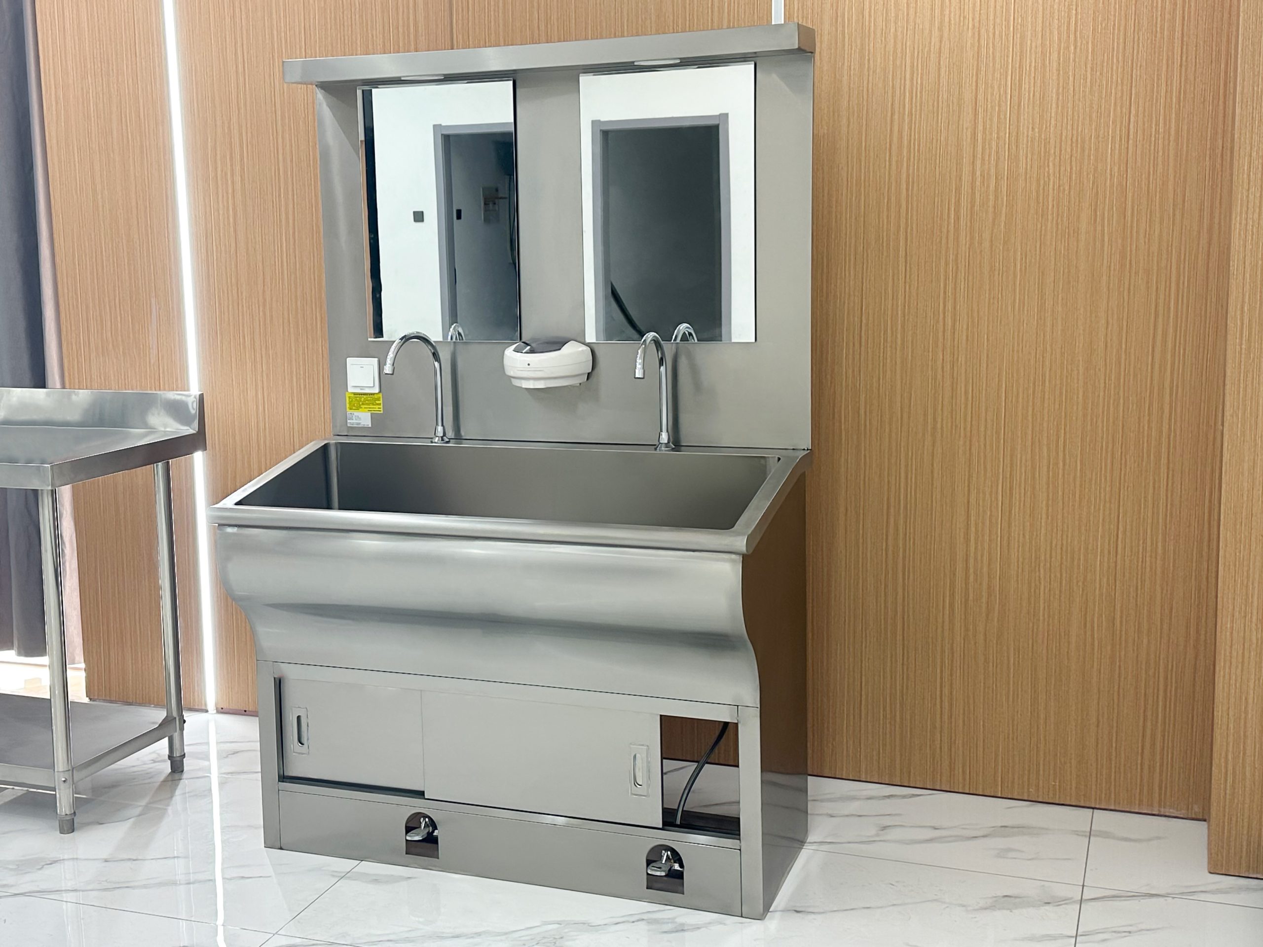 Medical Surgical Stainless Steel Hand Wash Station - Your Equipment Suppliers