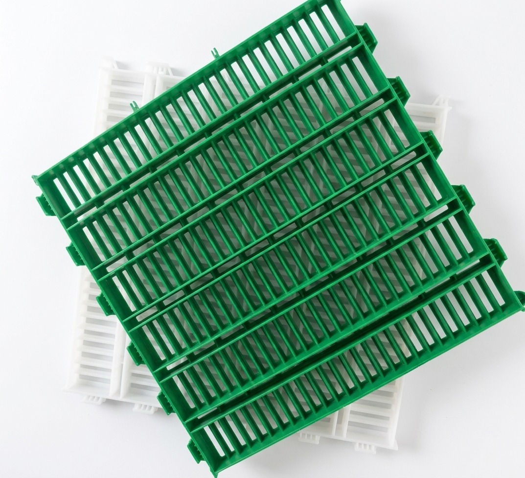 Pig Farrowing tiles- Your Equipment Suppliers